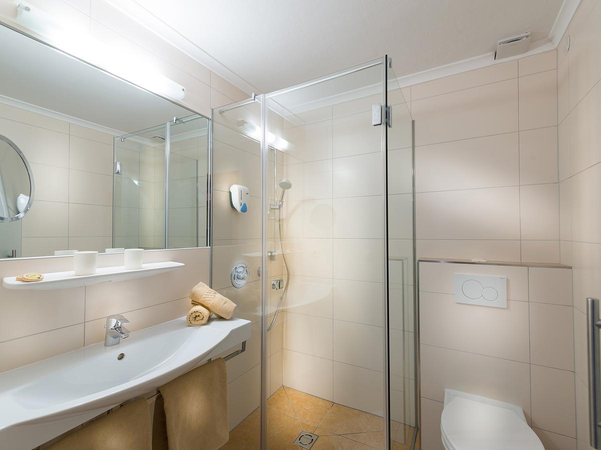 Hotel Quehenberger Maishofen Zewnętrze zdjęcie