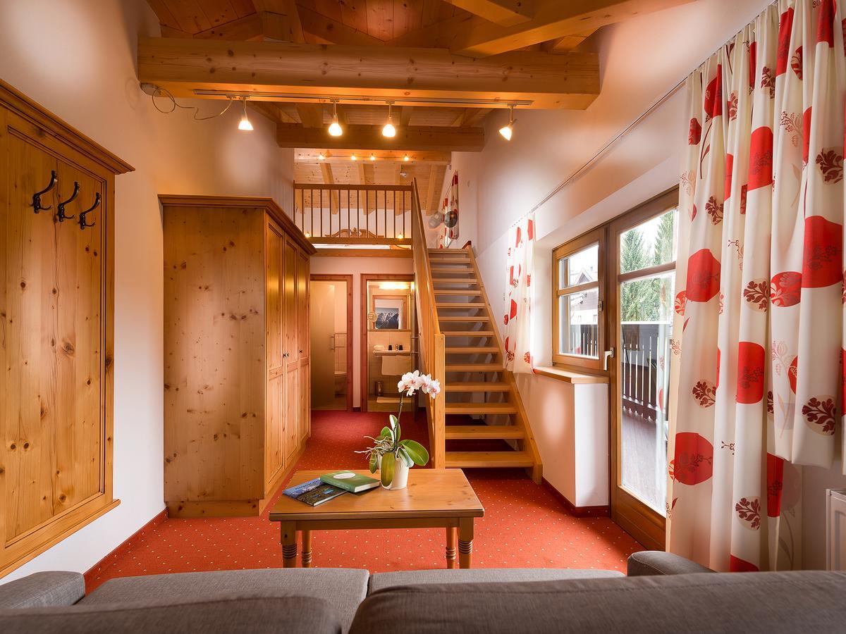 Hotel Quehenberger Maishofen Zewnętrze zdjęcie